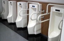 男性用節水トイレの商材写真