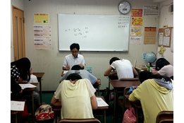 学習塾「海星学院」_model1