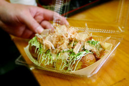 本場大阪の味「たこ焼き　三よ志」_model2