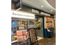 ホットサンド専門カフェ「バンクサンドイッチ」_model2