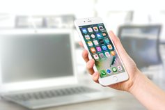 大手携帯電話キャリア