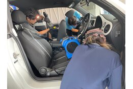 車内の洗車屋さん_case1